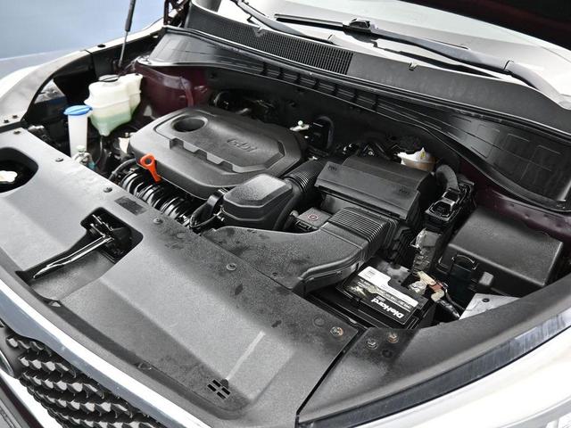 Photo of 2016 Dark Cherry Kia Sorento