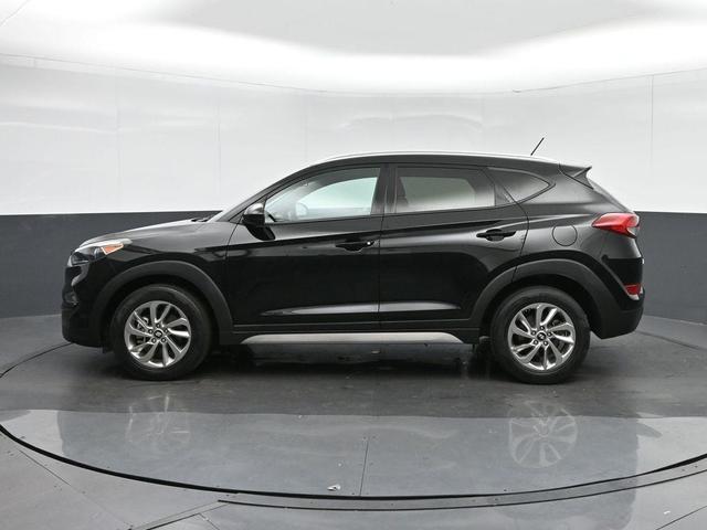 Photo of 2017 Black Noir Pearl Hyundai TUCSON