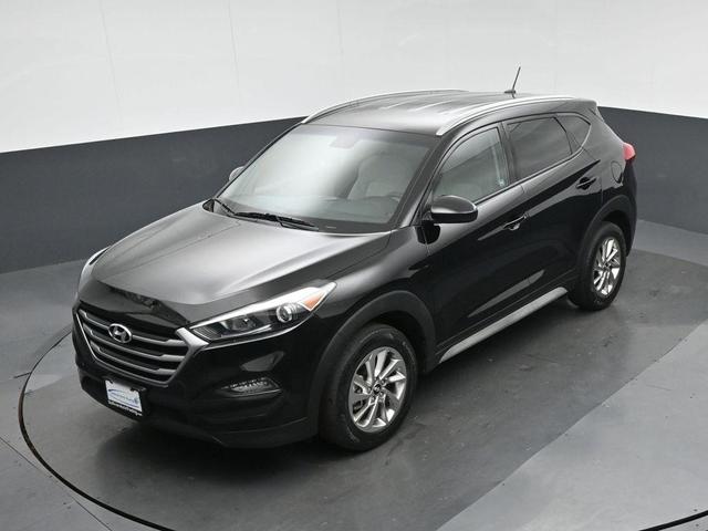Photo of 2017 Black Noir Pearl Hyundai TUCSON