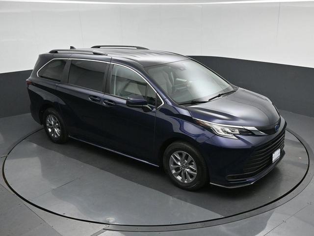 Photo of 2022 Blueprint Toyota Sienna