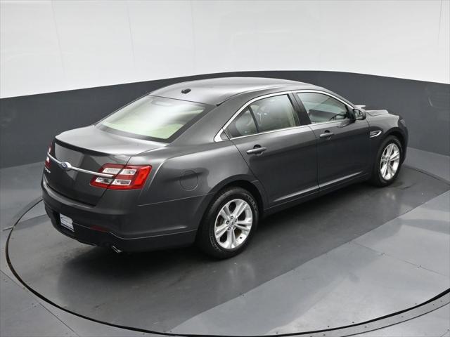 Photo of 2017 Magnetic Ford Taurus