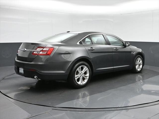 Photo of 2017 Magnetic Ford Taurus