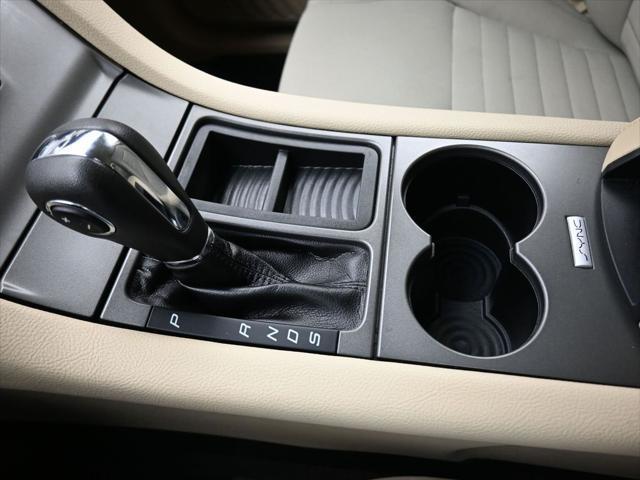 Photo of 2017 Magnetic Ford Taurus