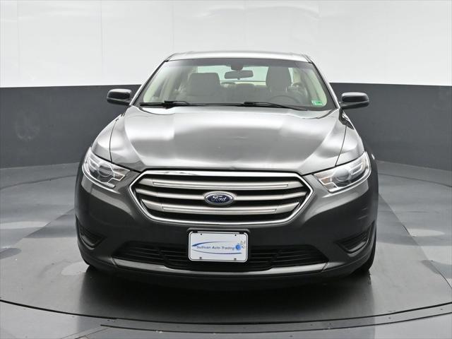 Photo of 2017 Magnetic Ford Taurus