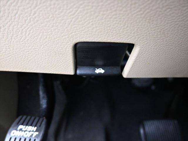 Photo of 2017 Magnetic Ford Taurus
