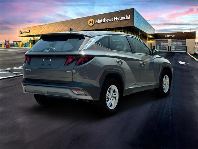 Photo of 2025 Hampton Gray Hyundai TUCSON