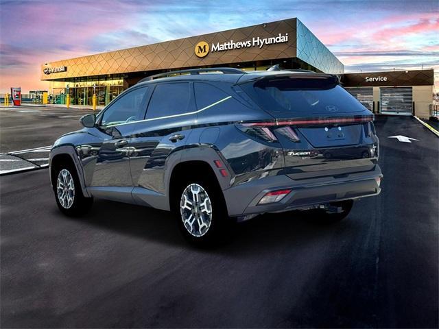 Photo of 2025 Phantom Black Hyundai TUCSON