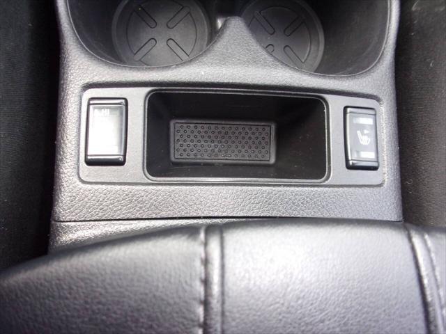Photo of 2018 Silver Nissan Rogue