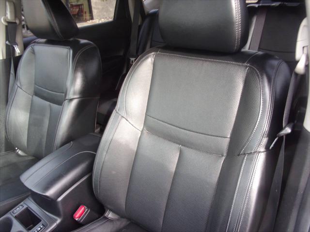 Photo of 2018 Silver Nissan Rogue