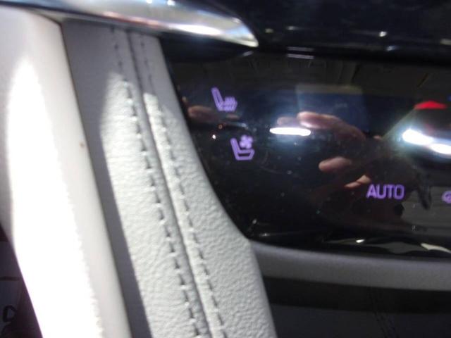 Photo of 2020 Blue Cadillac XT6