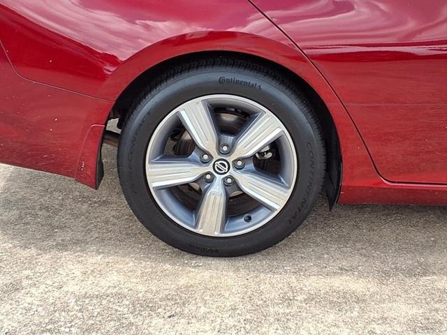 Photo of 2021 Scarlet Ember Tintcoat Nissan Altima