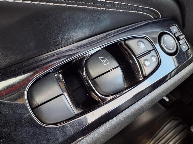 Photo of 2021 Scarlet Ember Tintcoat Nissan Altima