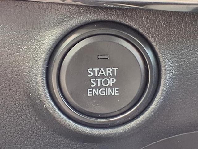 Photo of 2025 Platinum Quartz Mazda Mazda3
