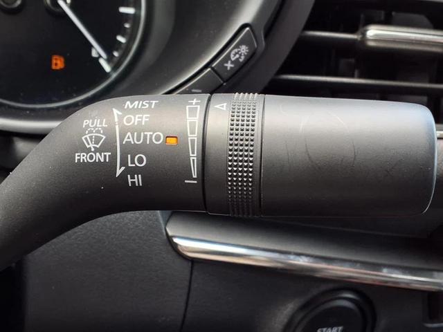 Photo of 2025 Platinum Quartz Mazda Mazda3