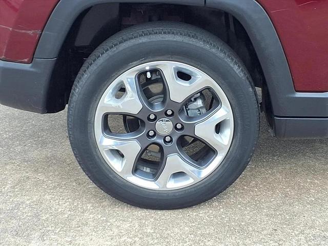 Photo of 2021 Velvet Red Pearlcoat Jeep Compass