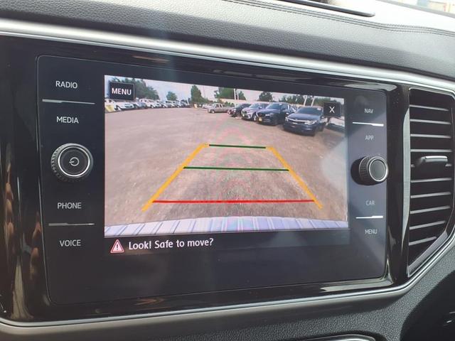 Photo of 2019 Reflex Silver Volkswagen Atlas
