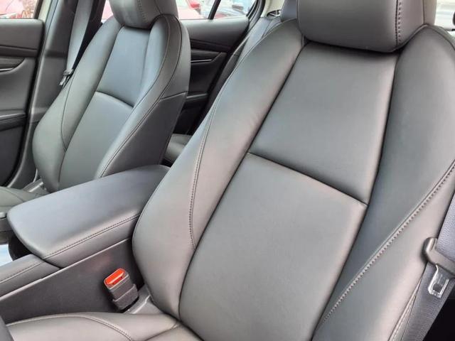 Photo of 2025 Platinum Quartz Mazda Mazda3