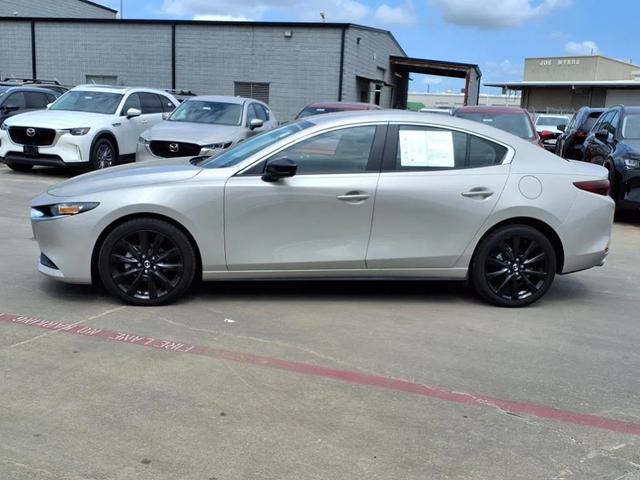 Photo of 2025 Platinum Quartz Mazda Mazda3