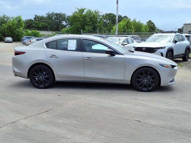 Photo of 2025 Platinum Quartz Mazda Mazda3