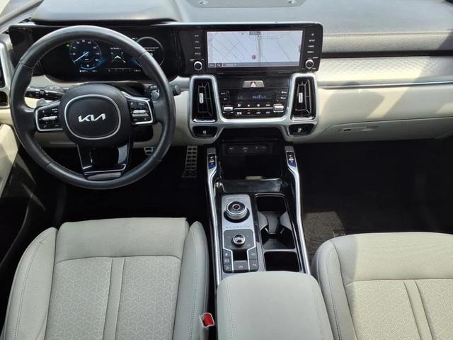 Photo of 2023 Gravity Blue Kia Sorento Hybrid
