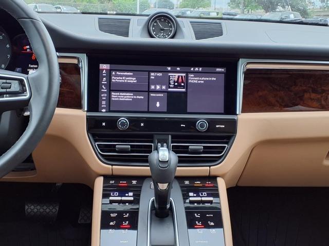 Photo of 2023 Blue Porsche Macan