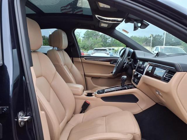Photo of 2023 Blue Porsche Macan