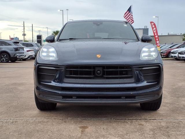 Photo of 2023 Blue Porsche Macan