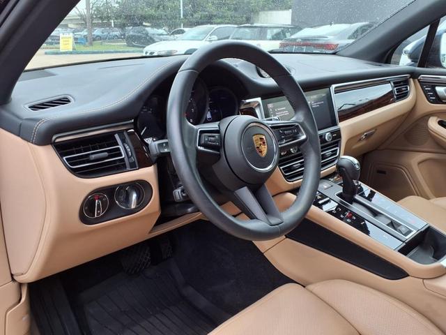 Photo of 2023 Blue Porsche Macan