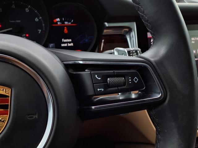 Photo of 2023 Blue Porsche Macan