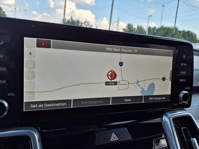 Photo of 2023 Wolf Gray Kia Sorento