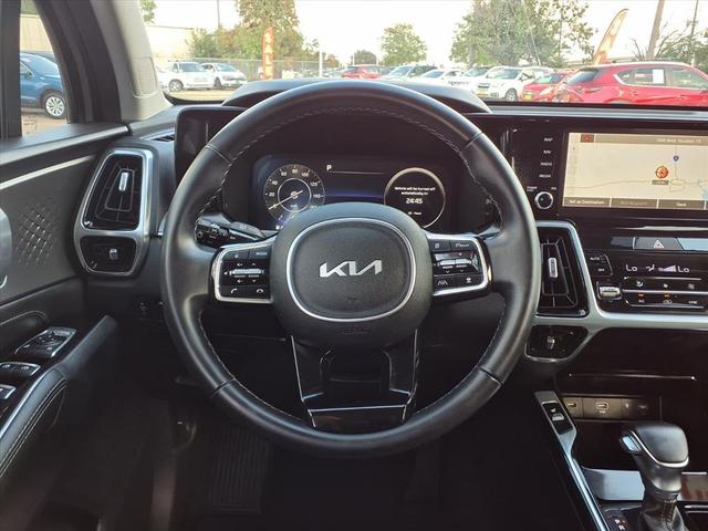 Photo of 2023 Wolf Gray Kia Sorento