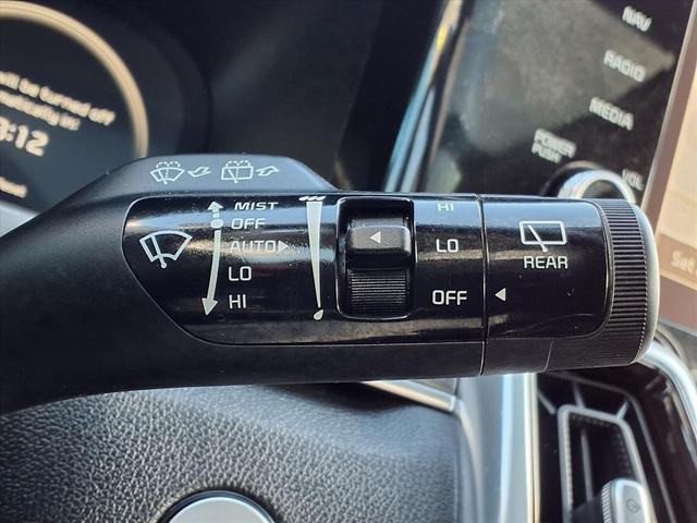 Photo of 2023 Wolf Gray Kia Sorento