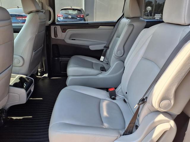 Photo of 2019 Gray Honda Odyssey