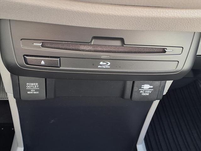 Photo of 2019 Gray Honda Odyssey
