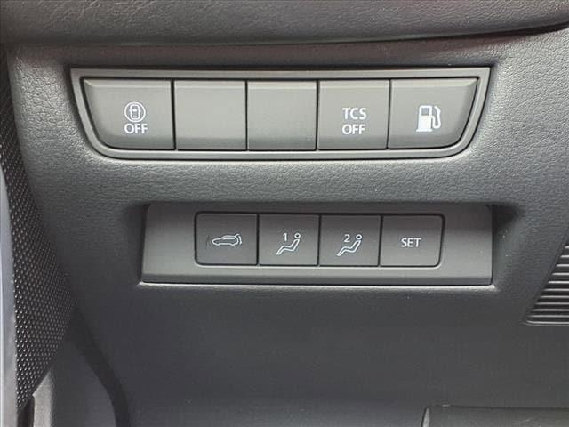 Photo of 2025 Jet Black Mica Mazda CX-50 Hybrid