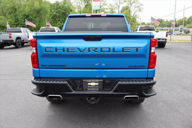 Photo of 2022 Glacier Blue Metallic Chevrolet Silverado 1500