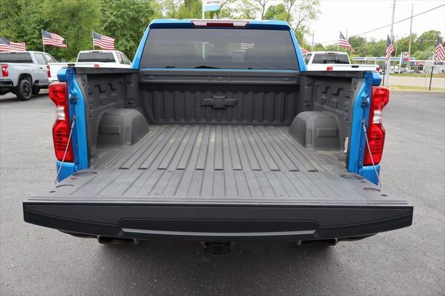 Photo of 2022 Glacier Blue Metallic Chevrolet Silverado 1500