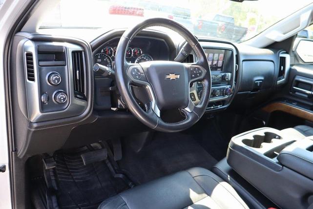 Photo of 2018 Silver Ice Metallic Chevrolet Silverado 1500
