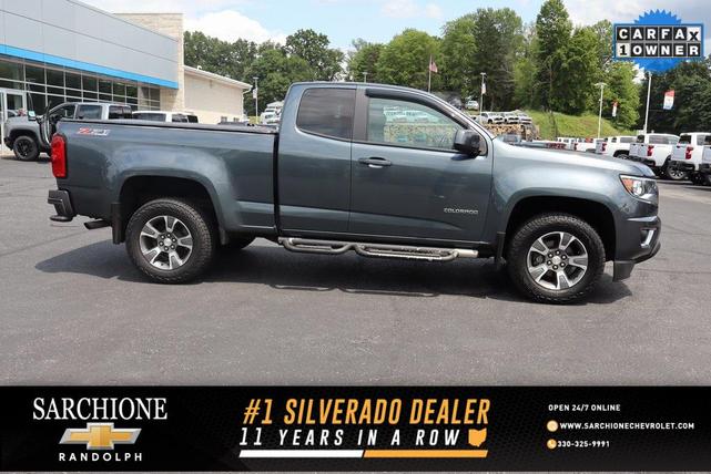 Photo of 2015 Cyber Gray Metallic Chevrolet Colorado