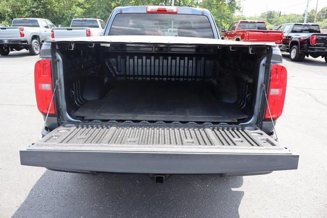 Photo of 2015 Cyber Gray Metallic Chevrolet Colorado