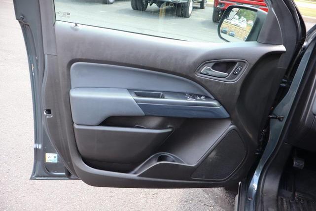 Photo of 2015 Cyber Gray Metallic Chevrolet Colorado