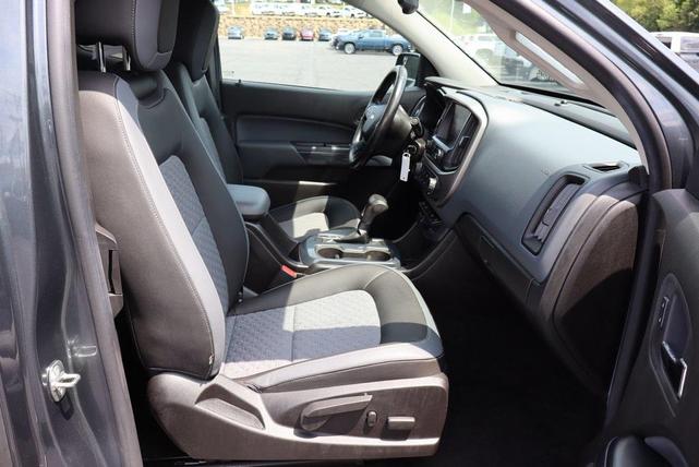 Photo of 2015 Cyber Gray Metallic Chevrolet Colorado