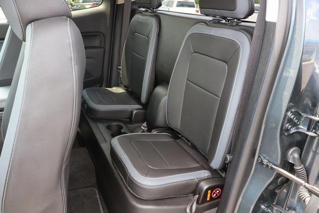 Photo of 2015 Cyber Gray Metallic Chevrolet Colorado