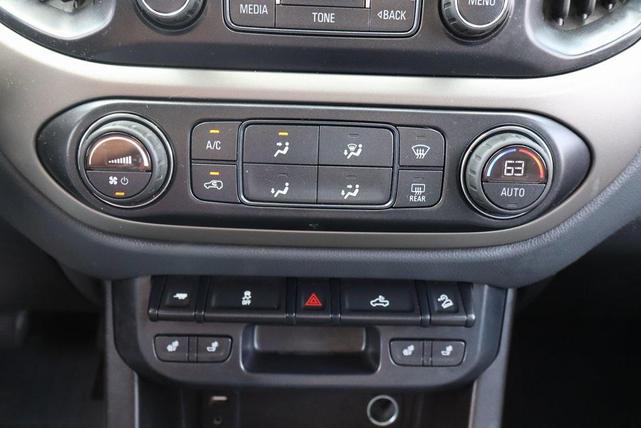 Photo of 2015 Cyber Gray Metallic Chevrolet Colorado