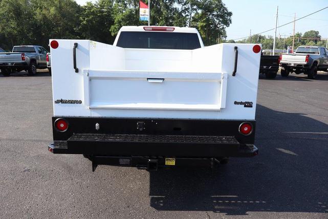 Photo of 2025 Summit White Chevrolet Silverado 2500