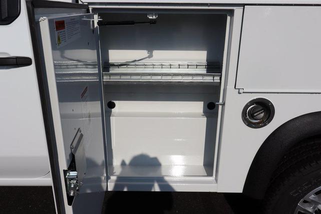 Photo of 2025 Summit White Chevrolet Silverado 2500