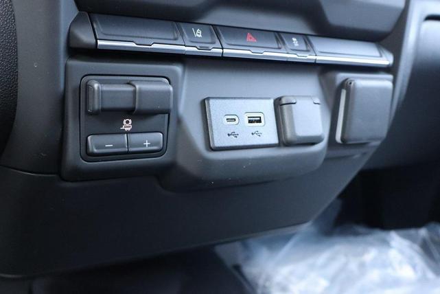 Photo of 2025 Summit White Chevrolet Silverado 2500