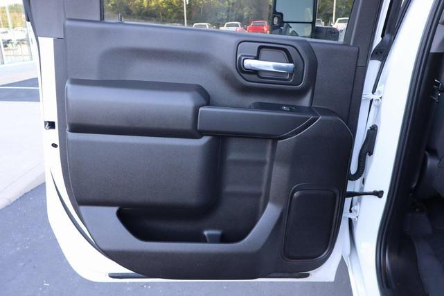 Photo of 2023 Summit White Chevrolet Silverado 2500