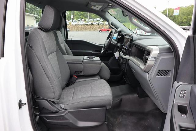 Photo of 2022 Oxford White Ford F-150