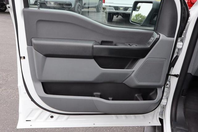 Photo of 2022 Oxford White Ford F-150